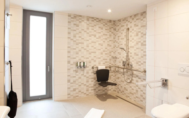 Hampton by Hilton Dortmund Phoenix See