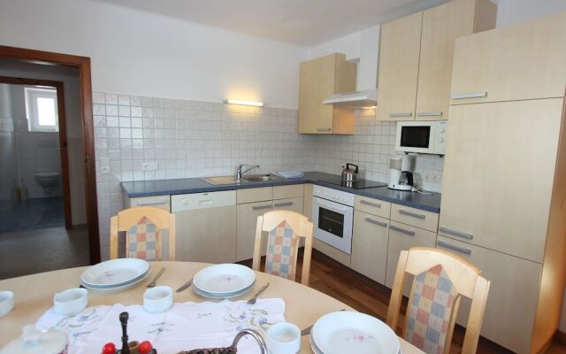 Cozy Holiday Home in Maishofen Near Ski Area