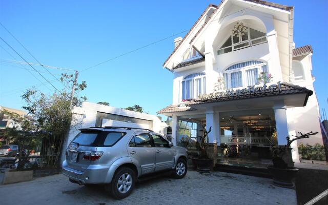 Bazan Dalat Hotel