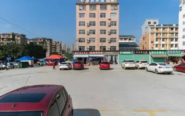 A good place to live Convenient hotel