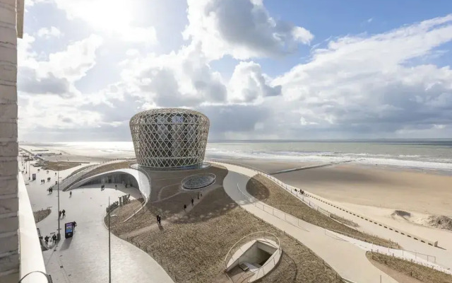 Amazing Apartment With Sea-views