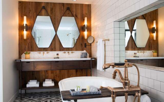 Thompson Nashville, by Hyatt