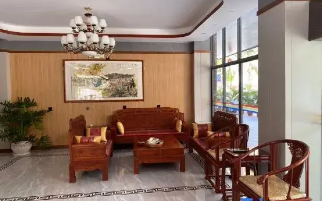 Laobai Hotel (Xishuangbanna Jinghong Gaozhuang Xishuangjing Branch)
