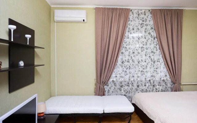 Апартаменты Moskva4you, Украинский бульвар, 6