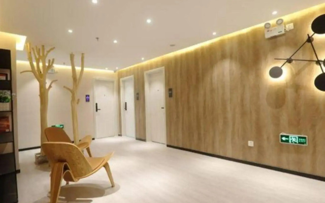 Orchid Hotel