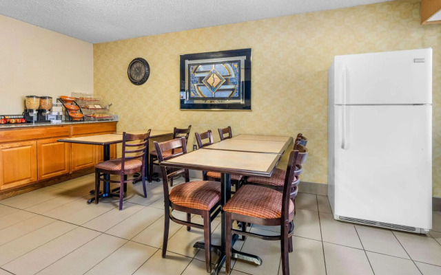 Econo Lodge Lynchburg South