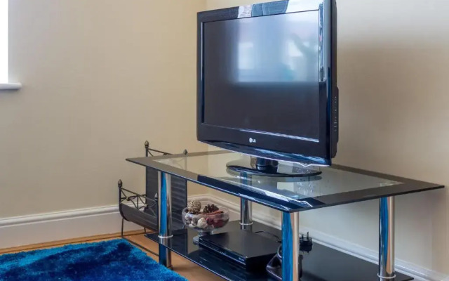 The Clement Qube Apartment