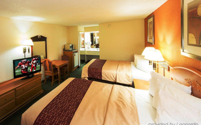 Red Roof Inn Kingsland