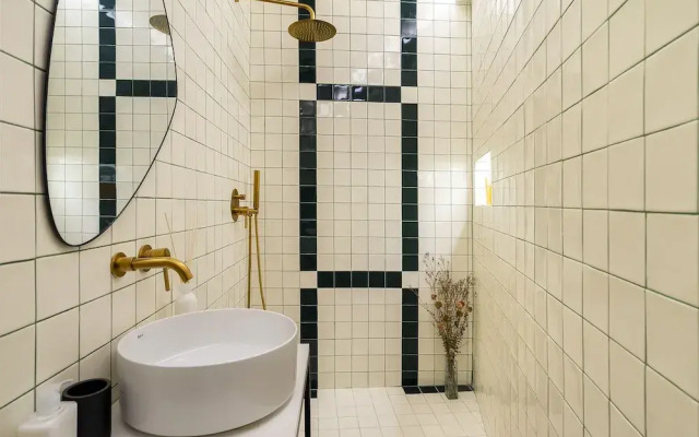 Historic Centre Modern Masterpiece W River Views