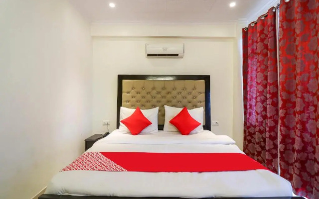 Oyo 47457 Hotel Amber Palace