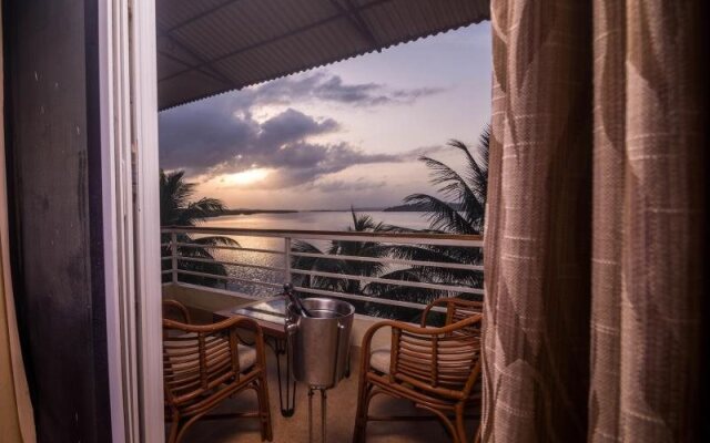 Deltin Palms Riverfront
