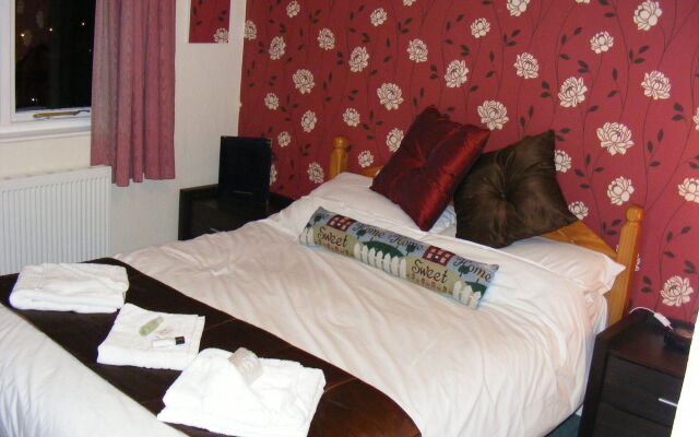 Sandown Manor