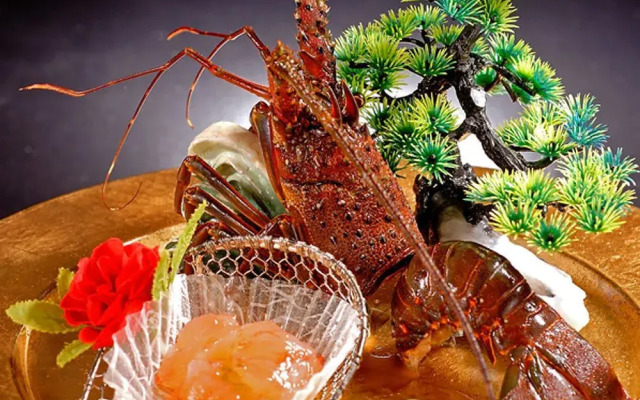 Tenku Kaiyu no Yado Suehiro