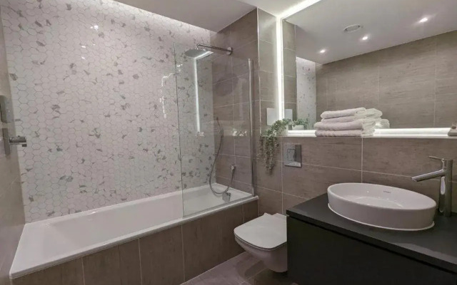Charles Hope Apartments - Brentford