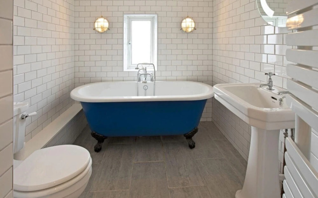 Host Stay Craster Rocks