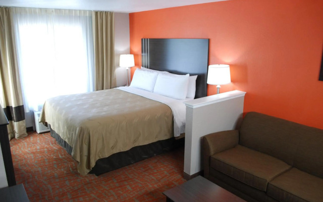 Quality Inn & Suites Fresno Northwest