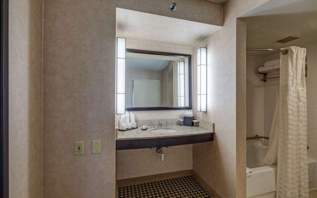 Embassy Suites by Hilton Detroit Metro Airport