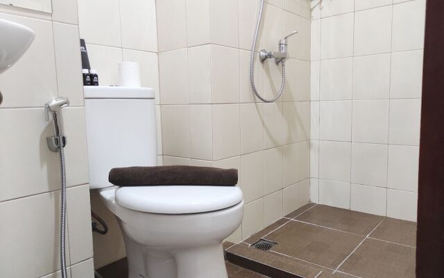 Simply Homey Studio at Vida View Apartment