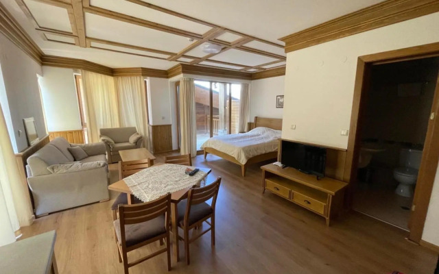 Pirin Golf SPA Studio Compass Property