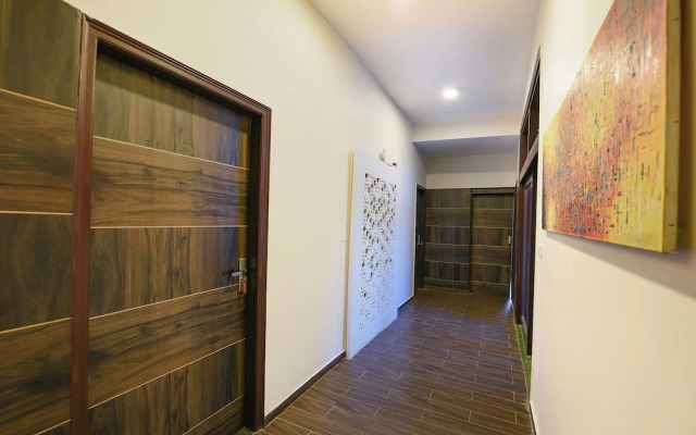 FabHotel Harnoor House - Gold Souk Mall