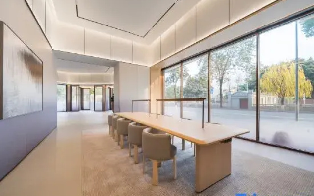 Ji Hotel (Chengdu Gaoxin West District Baicao Road Branch)