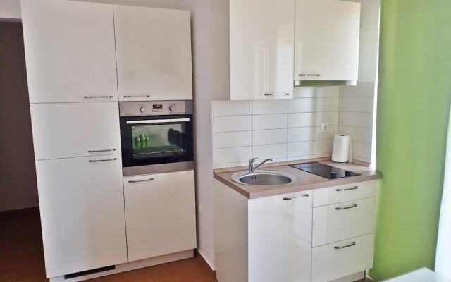 Apartments Jadranka-with the Seaview