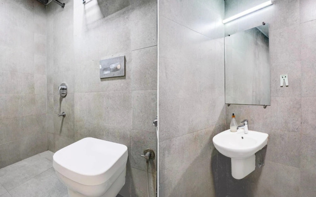 Super Townhouse PBG Mall Vashi
