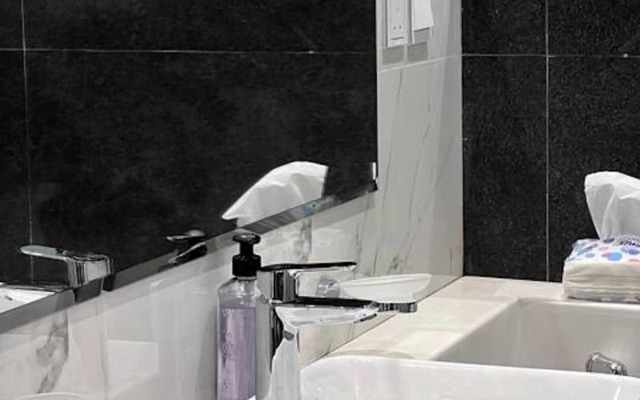 Luxurious Modern Apartment Sea View