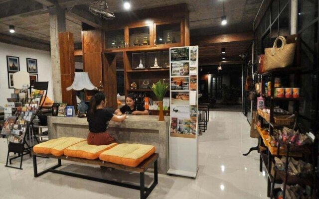 Town Home by The Warehouse Chiang Mai