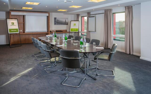 Holiday Inn London - West, an IHG Hotel