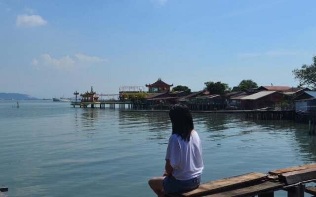 Hostel Silence Sea Library