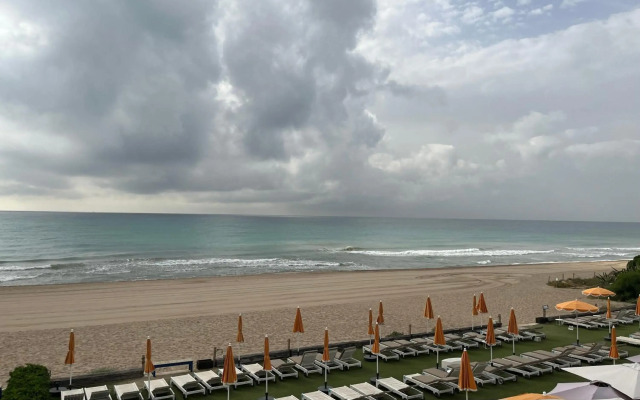 Hotel Tropical Gava Mar