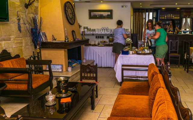 Epavlis Boutique Suites