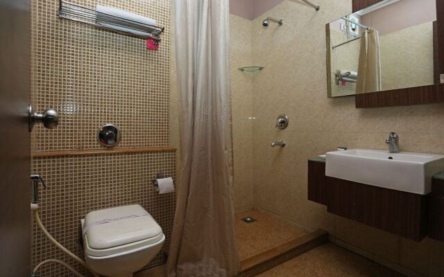 OYO 386 Hotel Lotus Panache
