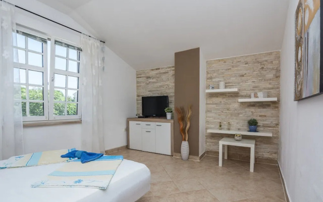 Apartments Dragan
