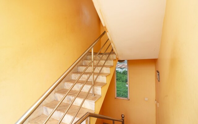 OYO 40457 Green Villa