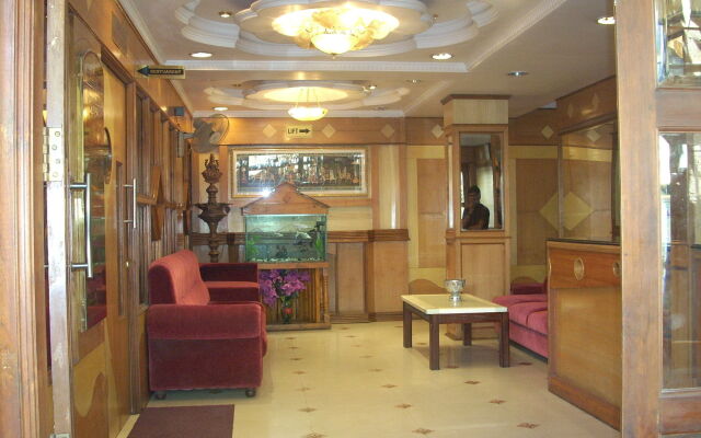 Hotel Manickam Grand