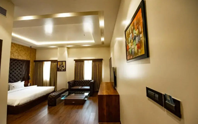 The Royal Palace Hotel 400703