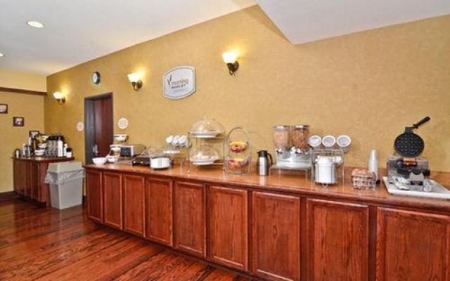 Sleep Inn & Suites