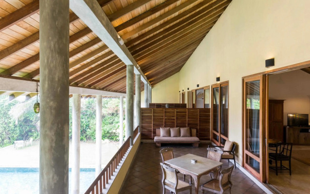 Villa Saffron Hikkaduwa