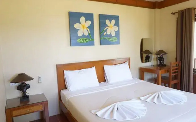Uthai River Lake Resort