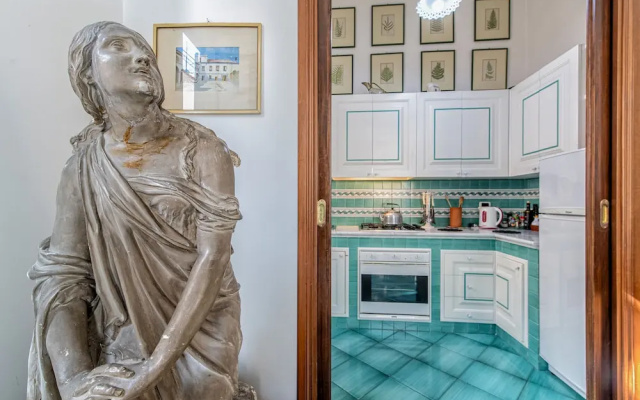 Upscale Central Amalfi Apartment In 19th-century Building