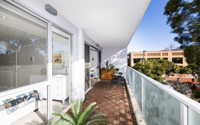 Accommodate Canberra - Envy