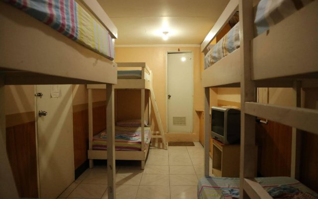 OYO 1048 Jomckayl Apartelle