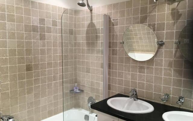 Golden Triangle 2Br/2Ba