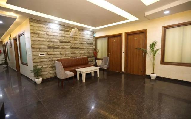 Hotel Lavit Couple Friendly near Faridabad Metro station