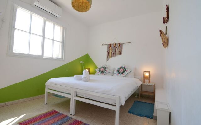 The White Hill Guest House - Hostel