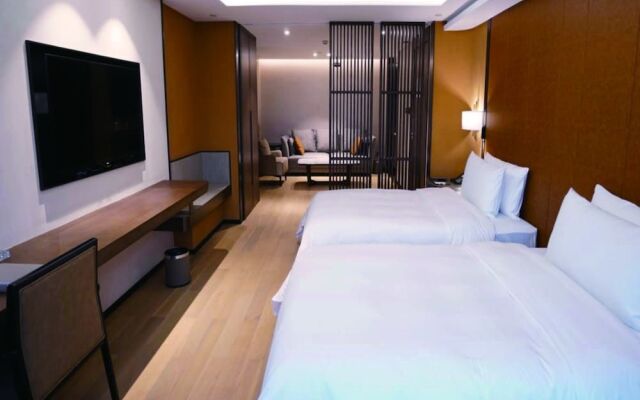 chongqing kuanrong luxry suit hotel