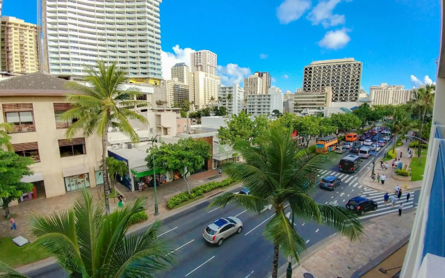 Polynesian Residences Waikiki Beach