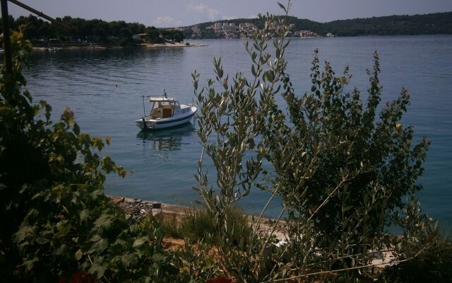 Apartment Mihaela - sea view : A1 Trogir, Riviera Trogir